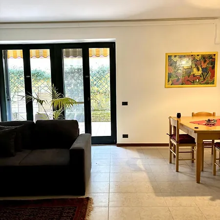Residenza Verona & شقة بوسولينغو